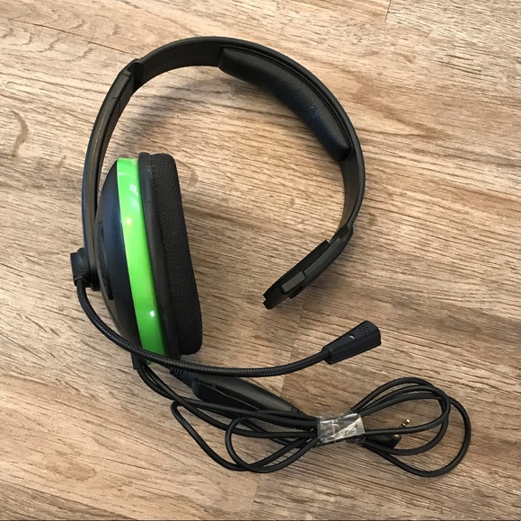 Xbox 360 Headset - Picture 2 of 5